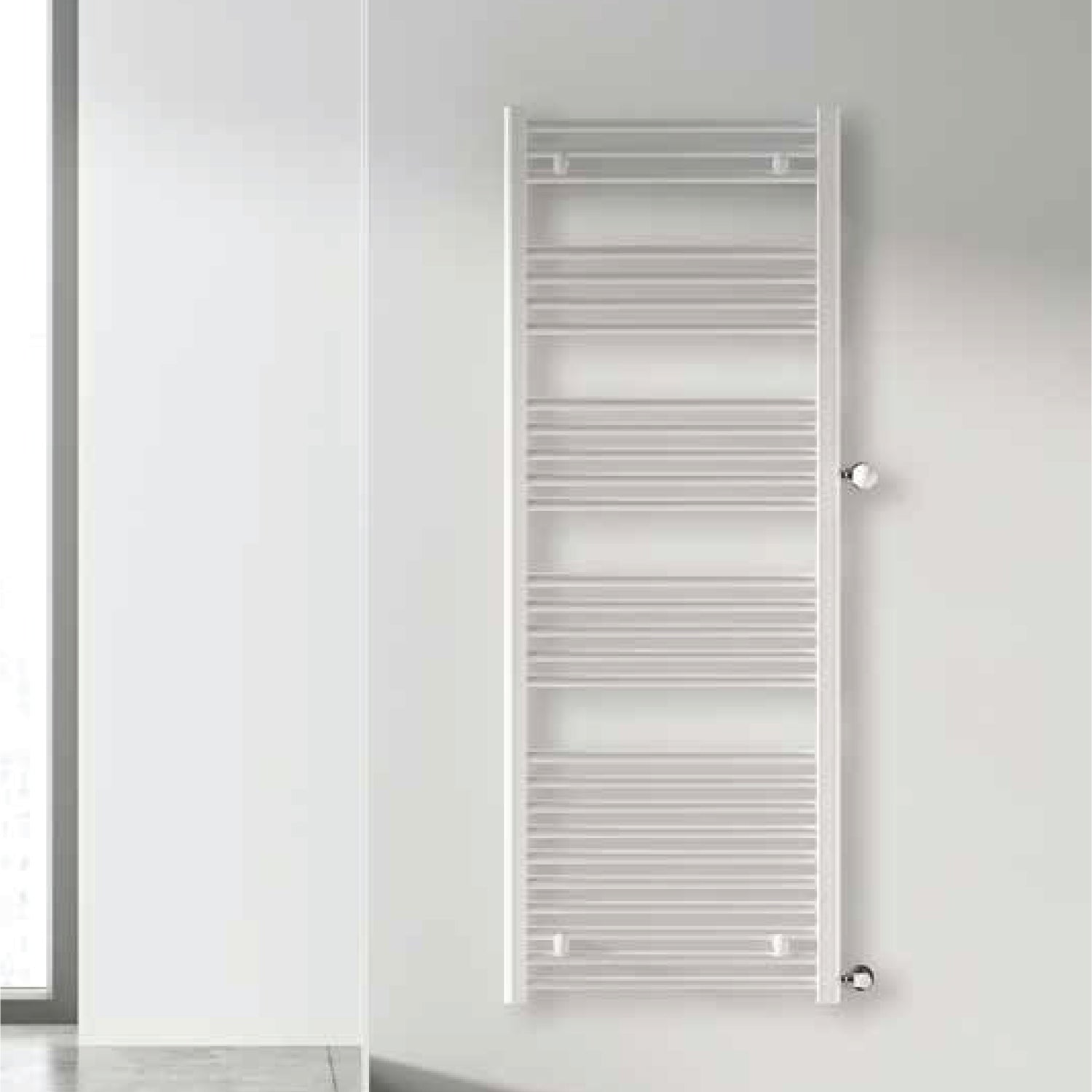 Termoarredo idraulico modello Bolzano Reno 1600x600 dritto con attacchi laterali 40/900 - Bianco