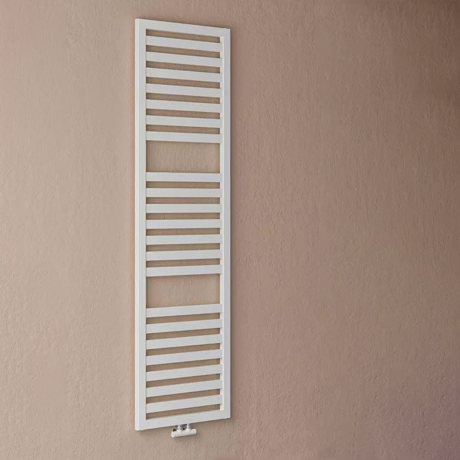 Termoarredo idraulico modello Cuneo 1800x600 dritto - Bianco