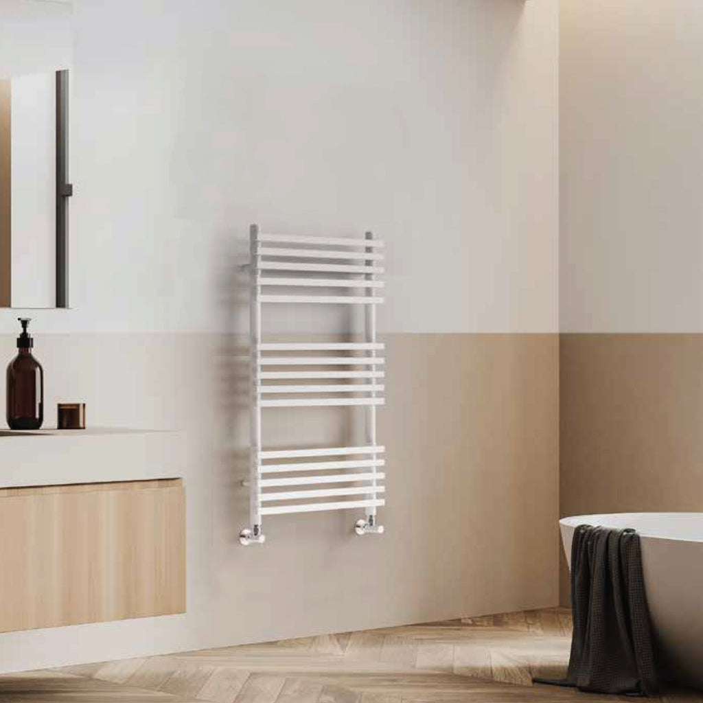 Termoarredo idraulico modello Trapani di Lazzarini 800x500 dritto - Bianco
