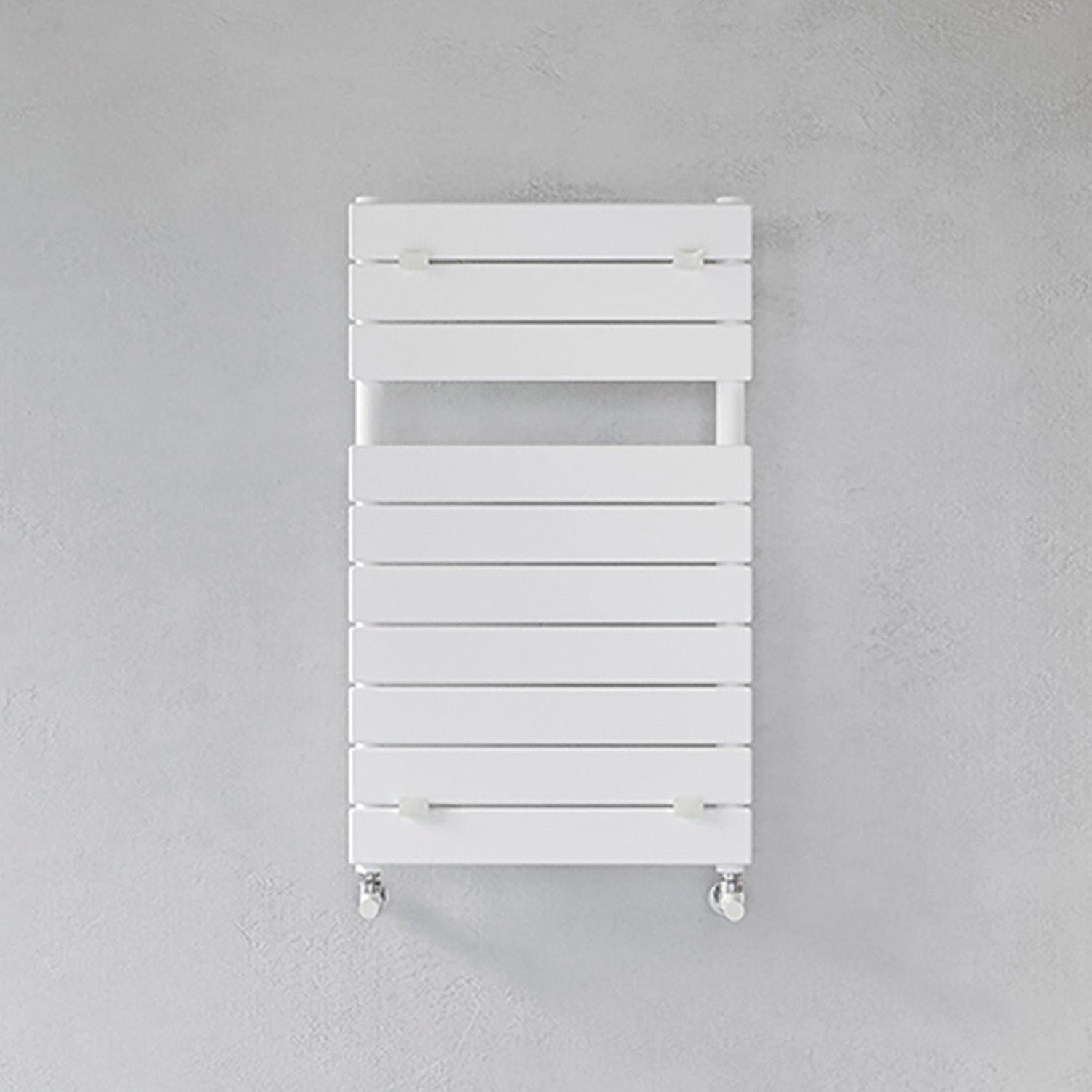 Termoarredo idraulico modello Palermo di Lazzarini 840x500 - Bianco