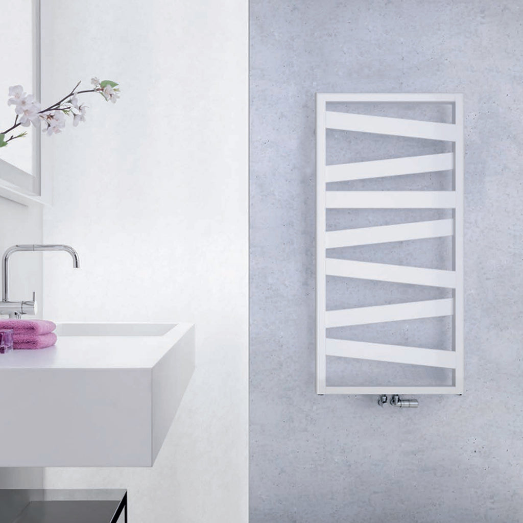 Termoarredo in acciaio Bianco Zehnder modello Ribbon H. 965 x L. 500 mm